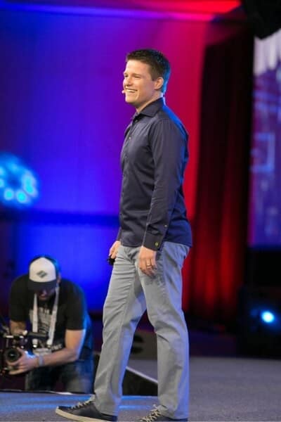 Expert Secrets Review: Is It Worth It Or Overhyped? 19 Russell Brunson on the stage