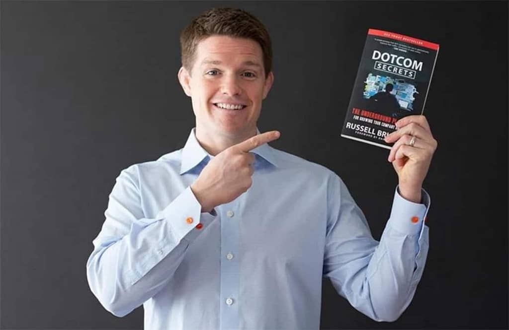 russell brunson show off dotcom secrets book