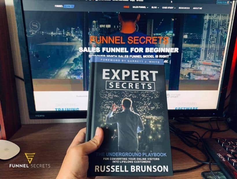 expert secrets book russell brunson